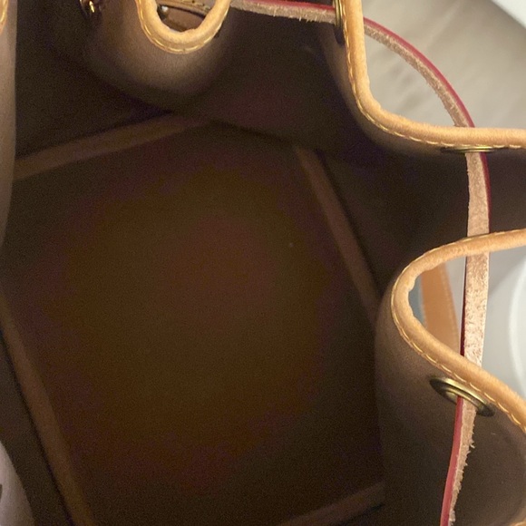 Authentic Louis Vuitton Monogram Petit Noe Shoulder Bag - Picture 4 of 17